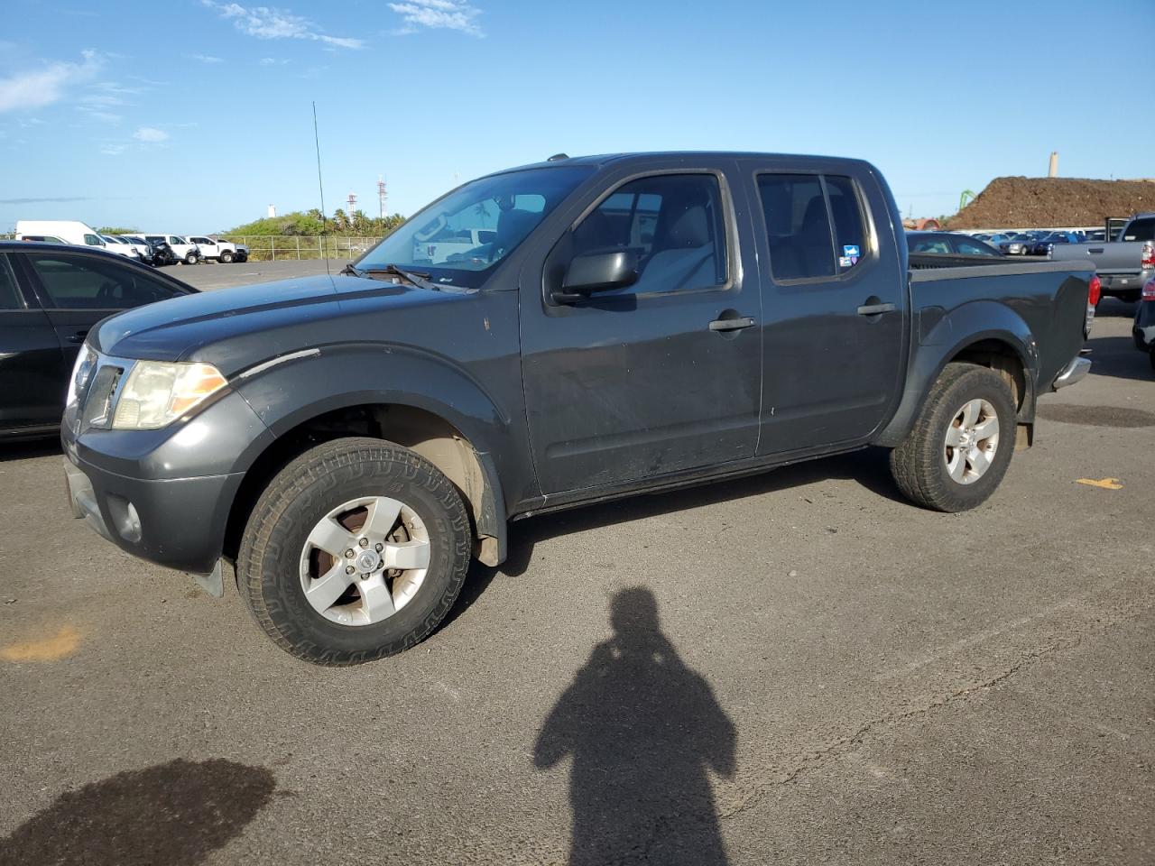 2012 Nissan Navara (Frontier) - Image 1