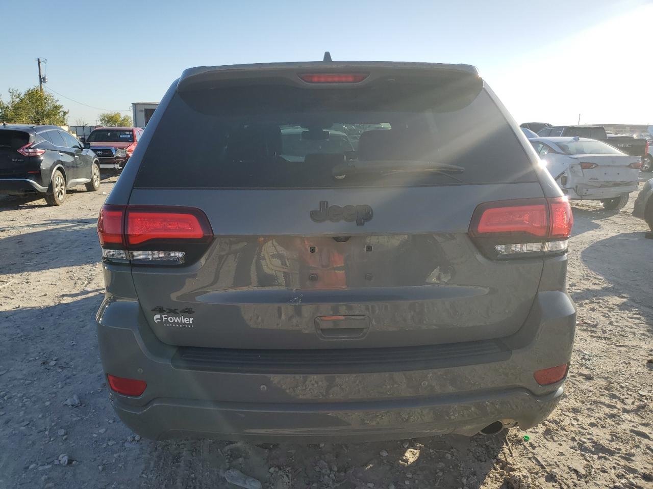 2020 Jeep Grand Cherokee - Image 6