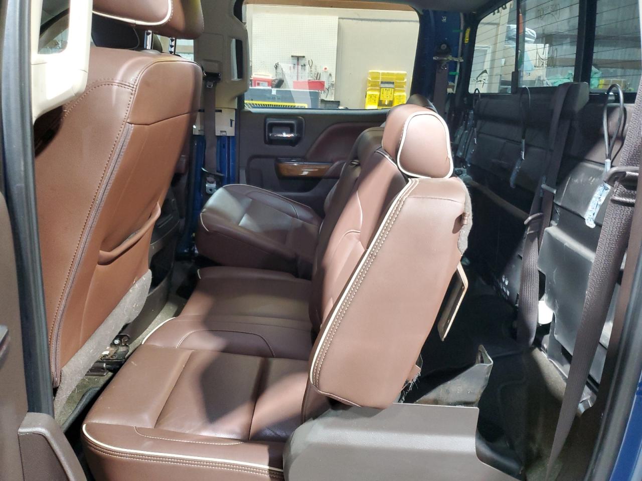2018 Chevrolet Silverado - Image 10