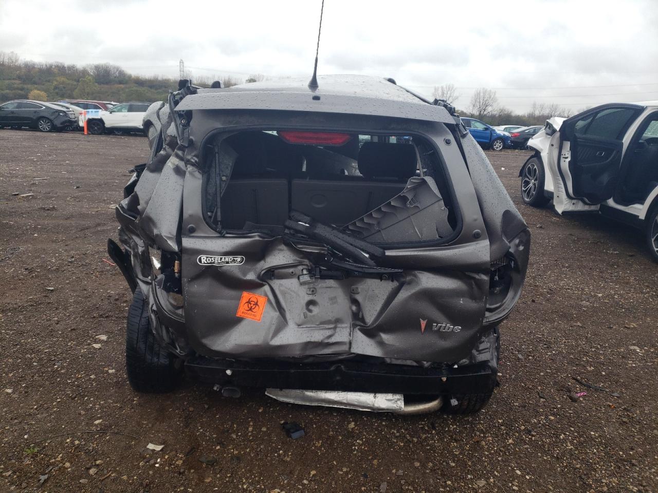 2005 Pontiac Vibe - Image 6