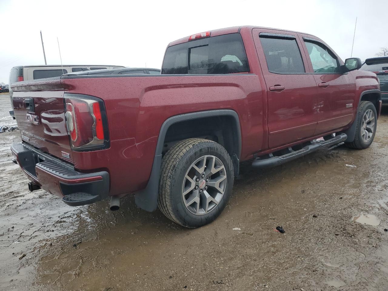 2017 GMC Sierra - Image 3