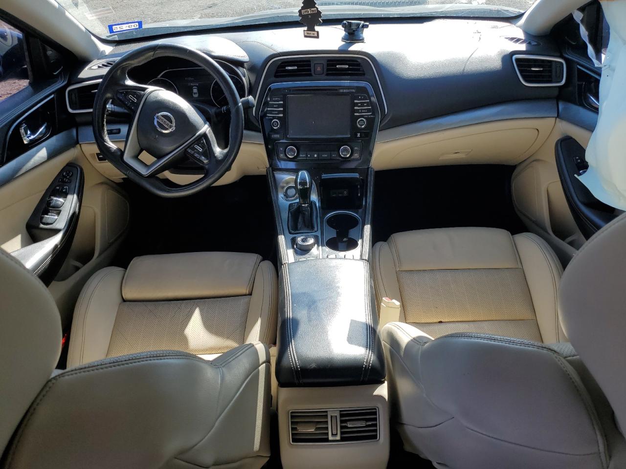 2016 Nissan Maxima - Image 8