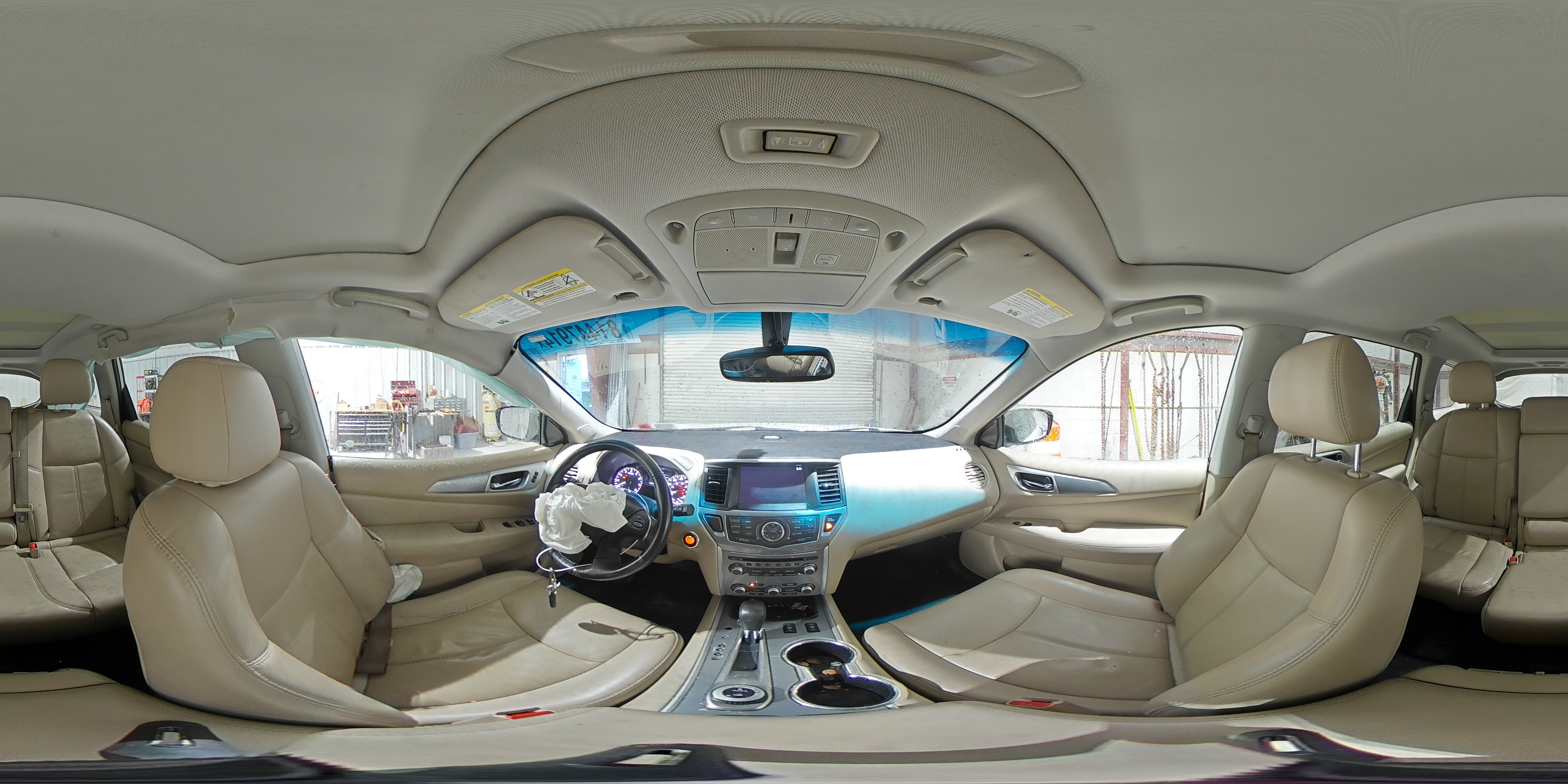 2017 Nissan Pathfinder - Image 14