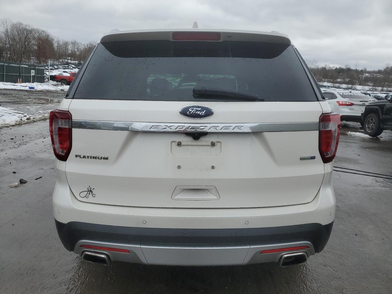 2017 Ford Explorer - Image 6