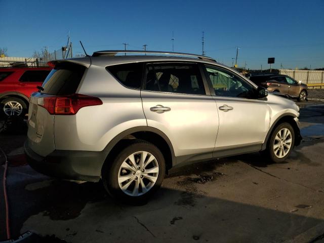  TOYOTA RAV4 2015 Srebrny