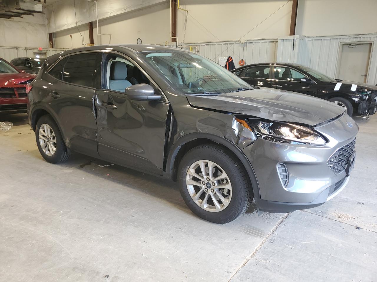 2020 Ford Escape - Image 4