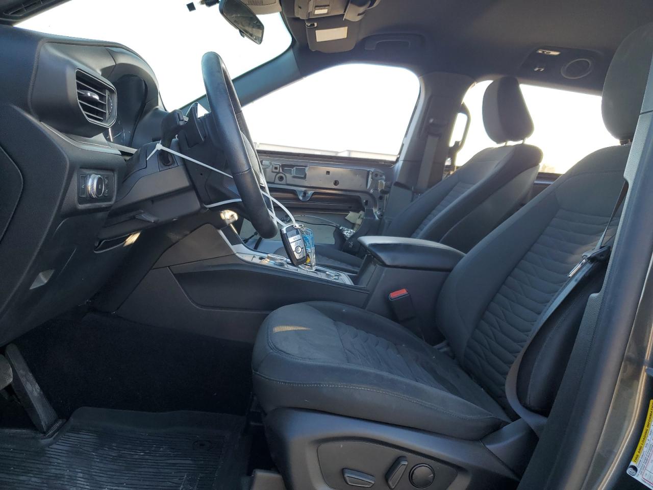 2020 Ford Explorer - Image 7