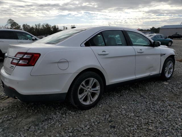  FORD TAURUS 2015 Белы