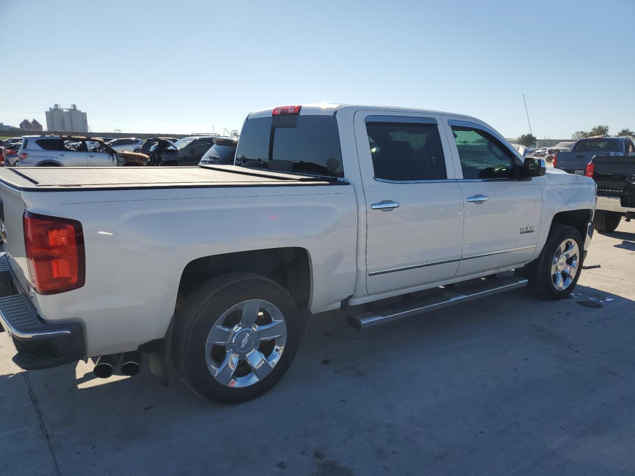 VIN 3GCPCSEJ6HG129354 2017 CHEVROLET ALL Models no.3