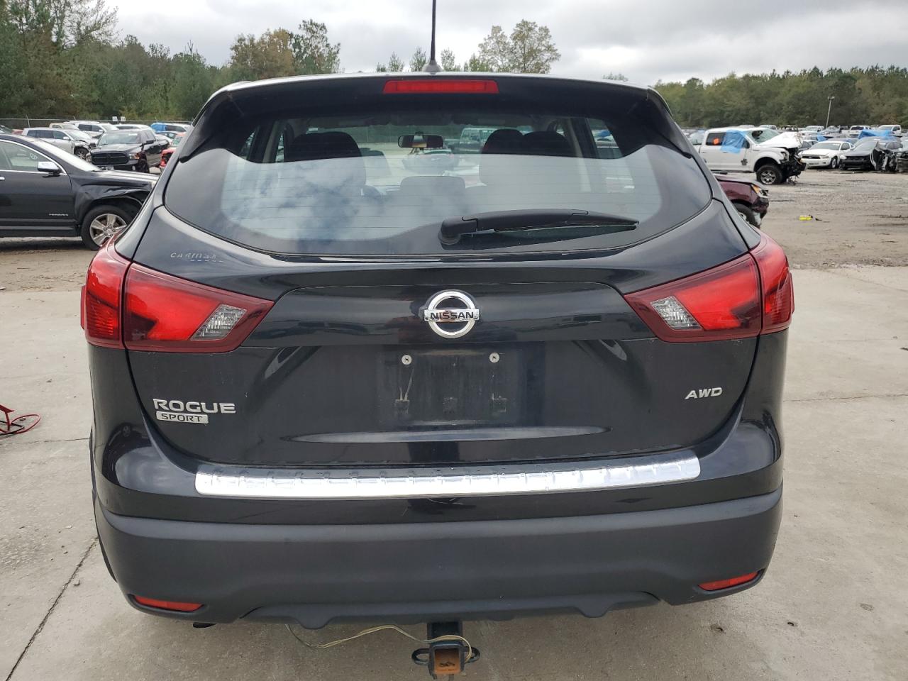 2017 Nissan Rogue - Image 6