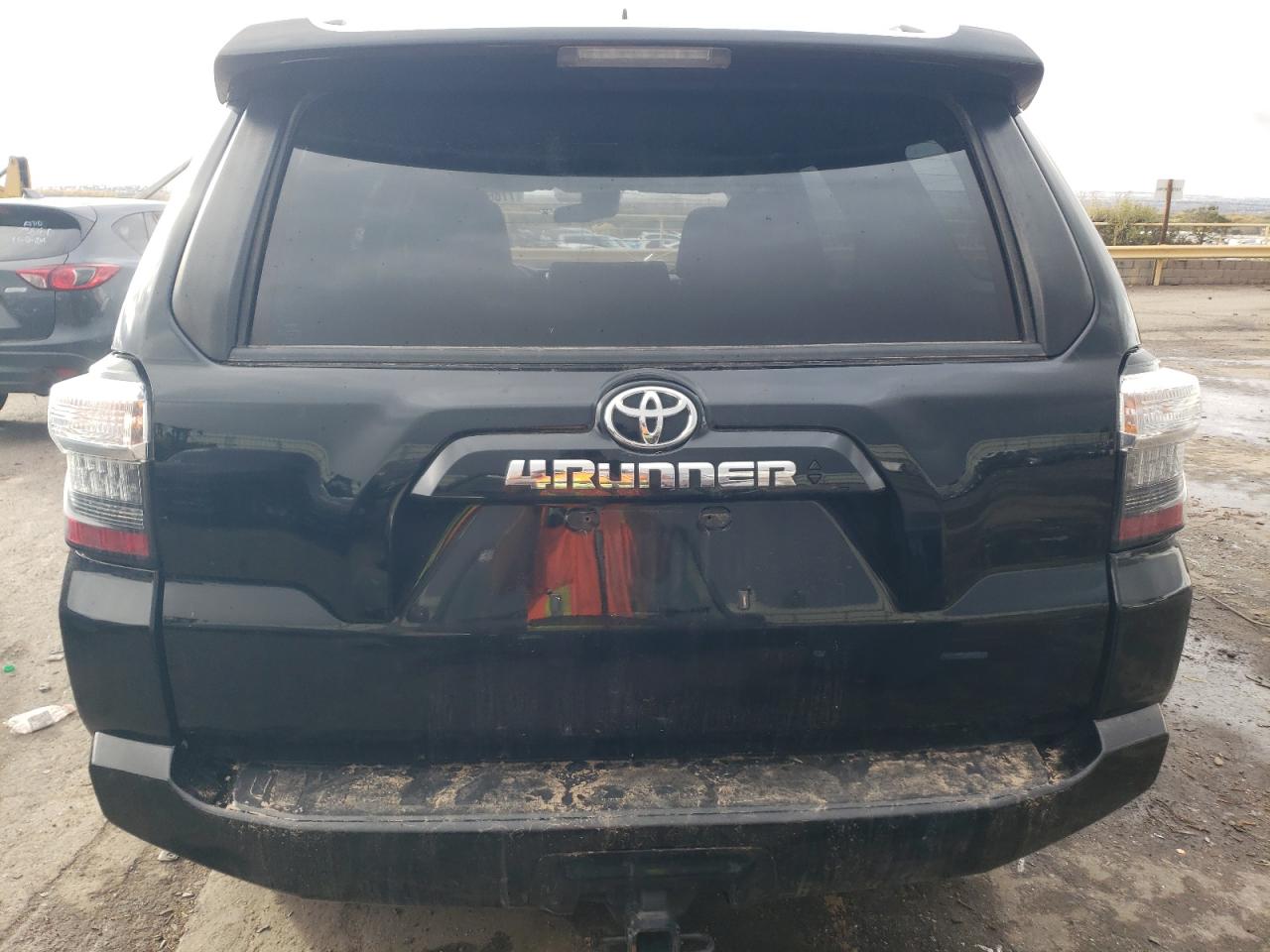 2021 Toyota 4Runner Sr5/Sr5 Premium VIN: JTEMU5JR4M5922548 Lot: 77860204