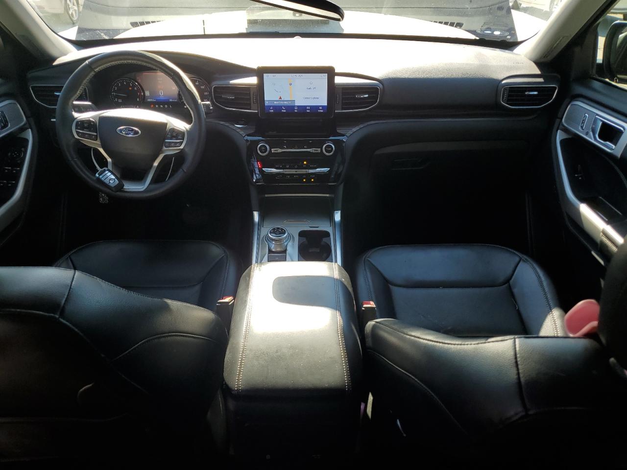 2022 Ford Explorer - Image 8