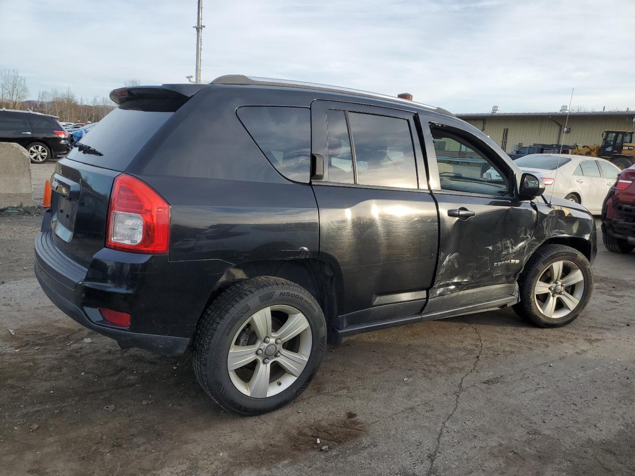 2013 Jeep Compass - Image 3