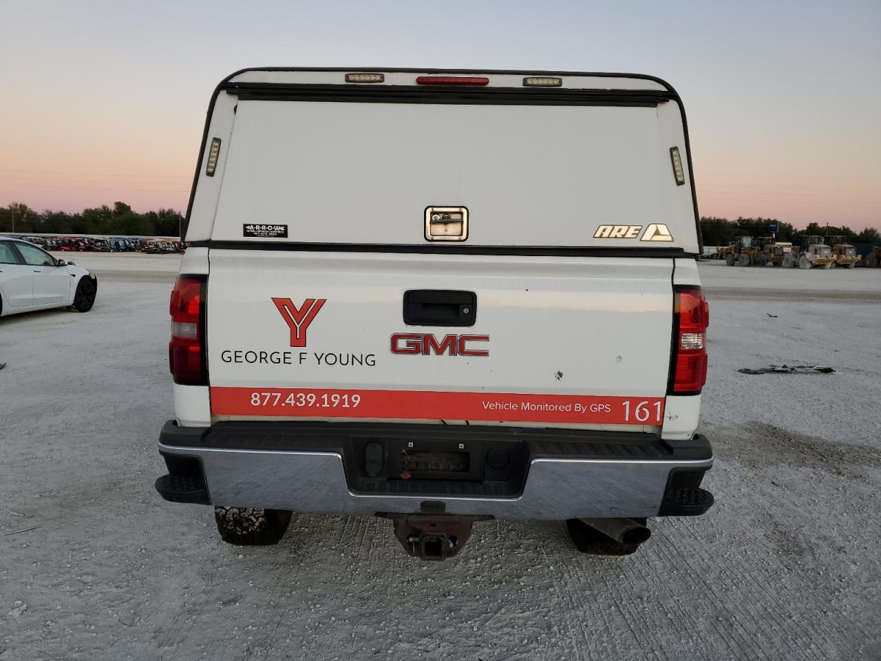 2017 GMC Sierra - Image 6