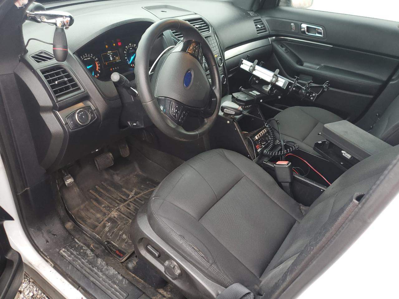 2017 Ford Explorer - Image 8