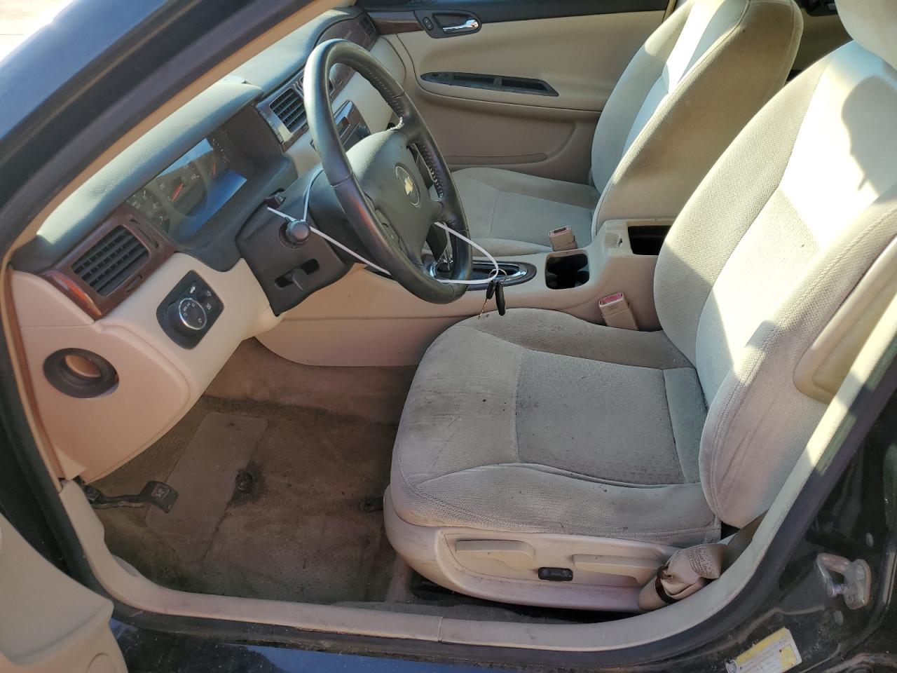 2010 Chevrolet Impala - Image 7