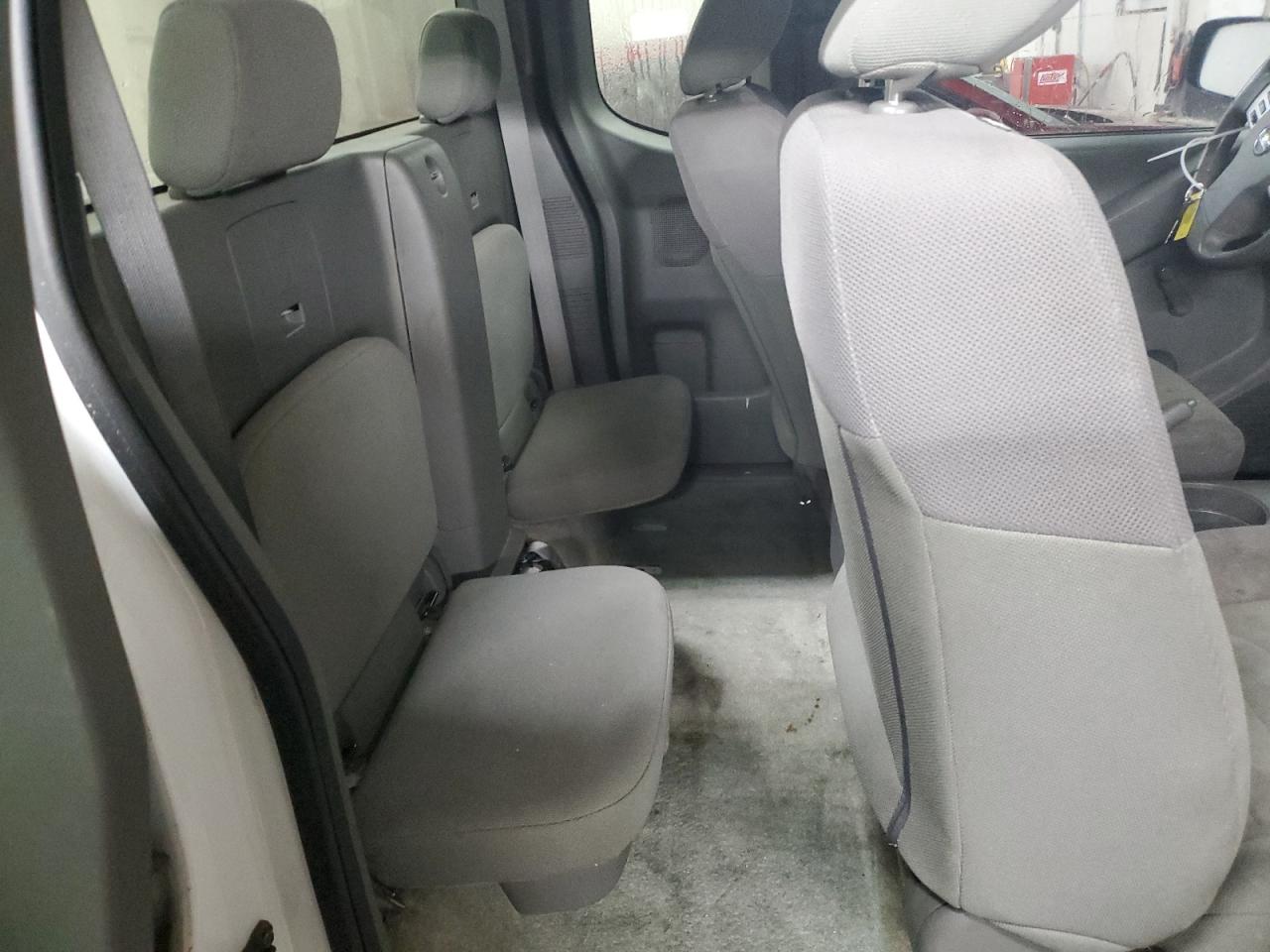 2016 Nissan Navara (Frontier) - Image 10