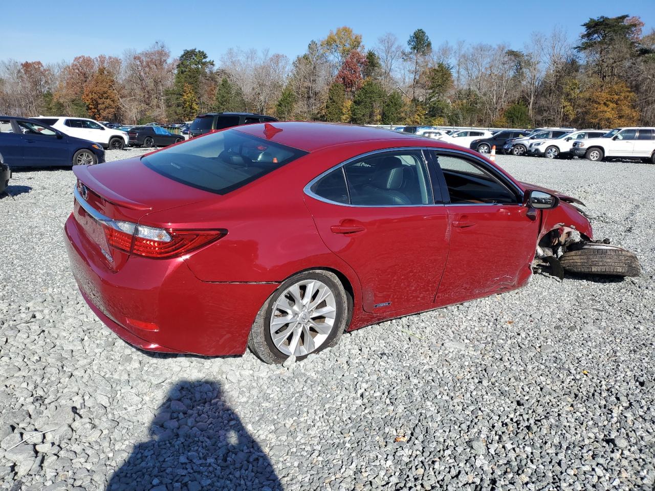 2014 Lexus ES - Image 3