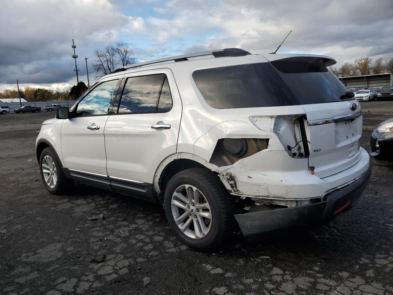 VIN 1FM5K8D85DGC16496 2013 FORD EXPLORER no.2