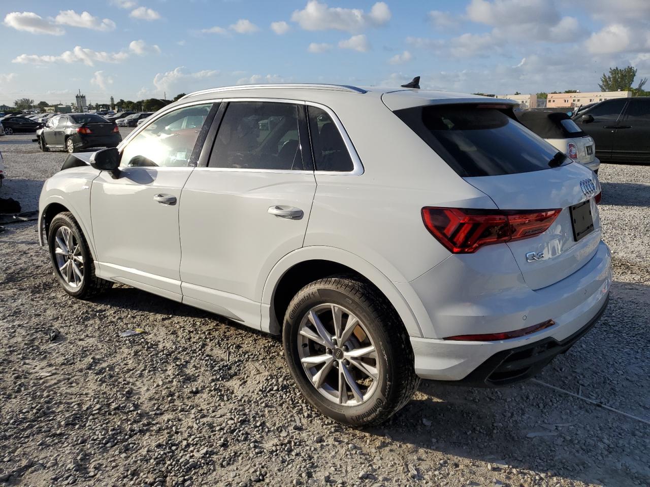 2024 Audi Q3 - Image 2