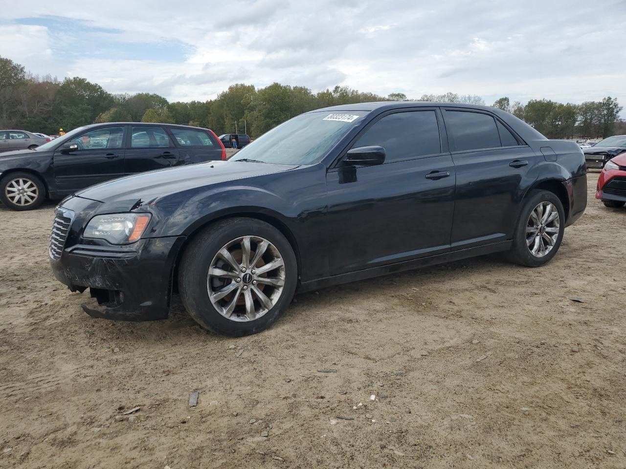 VIN 2C3CCAGGXEH374426 2014 CHRYSLER 300 no.1