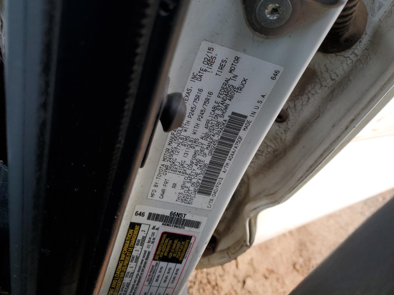 2015 Toyota Tacoma - Image 13