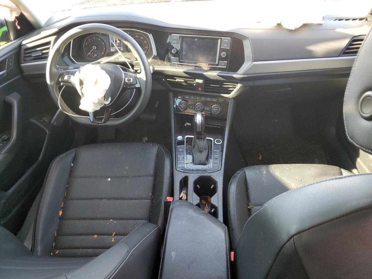 2021 Volkswagen Jetta - Image 8