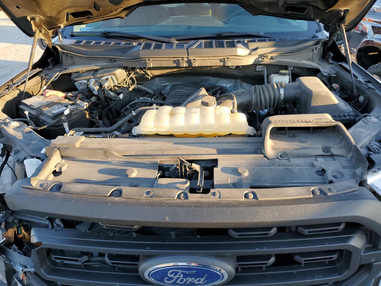 2022 Ford F-150 - Image 11