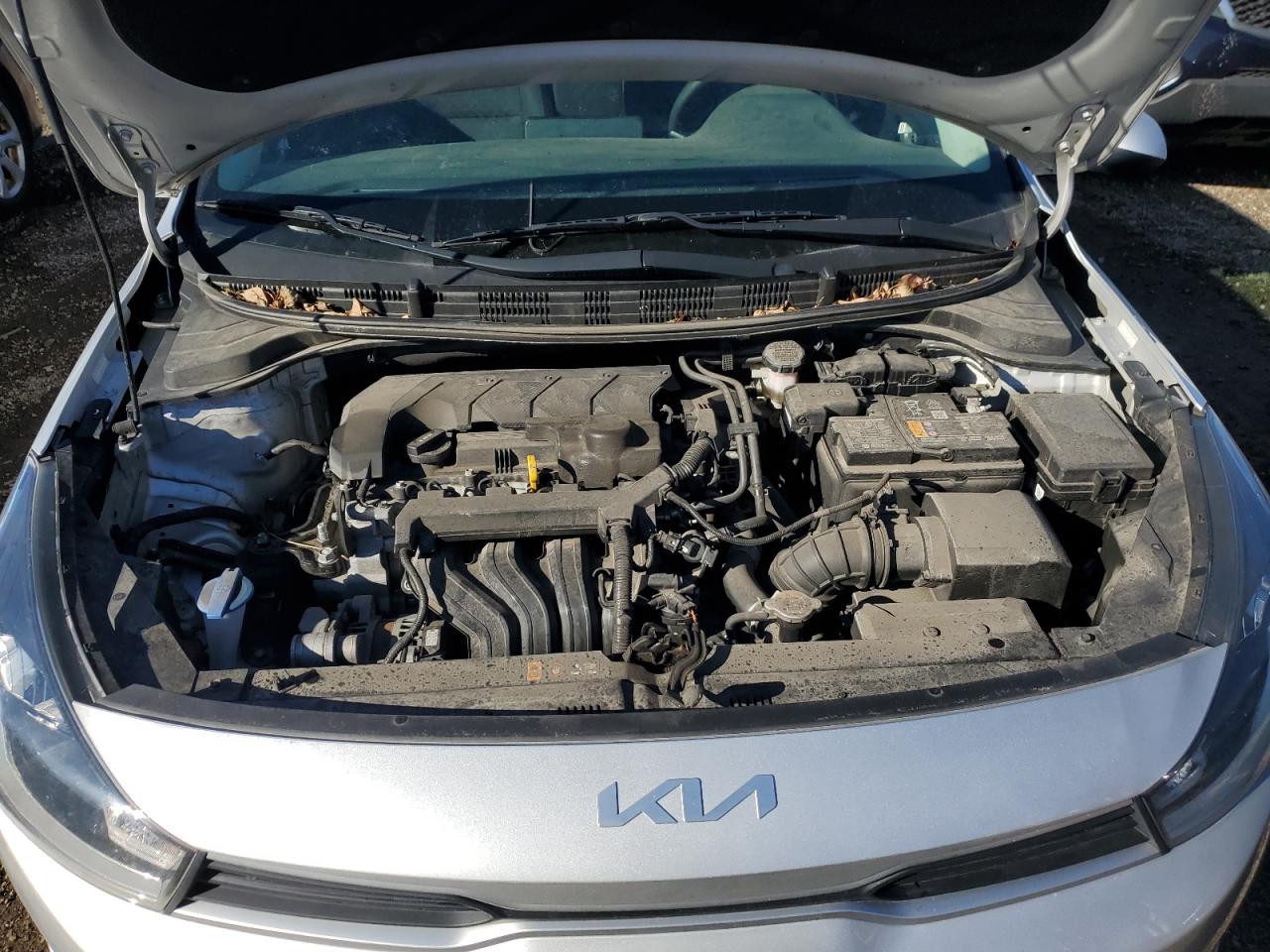 2022 Kia Rio - Image 11