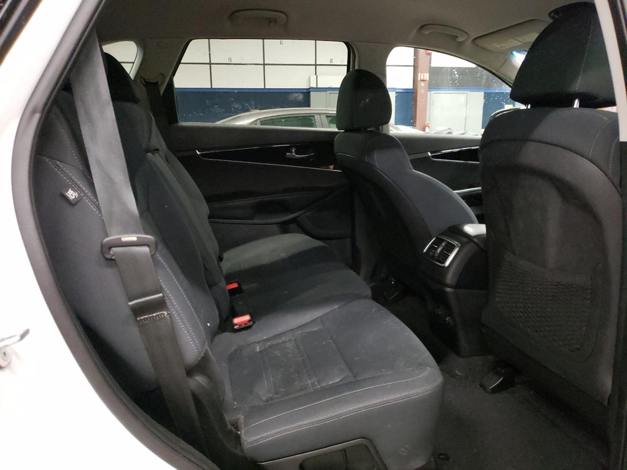 2019 Kia Sorento - Image 11