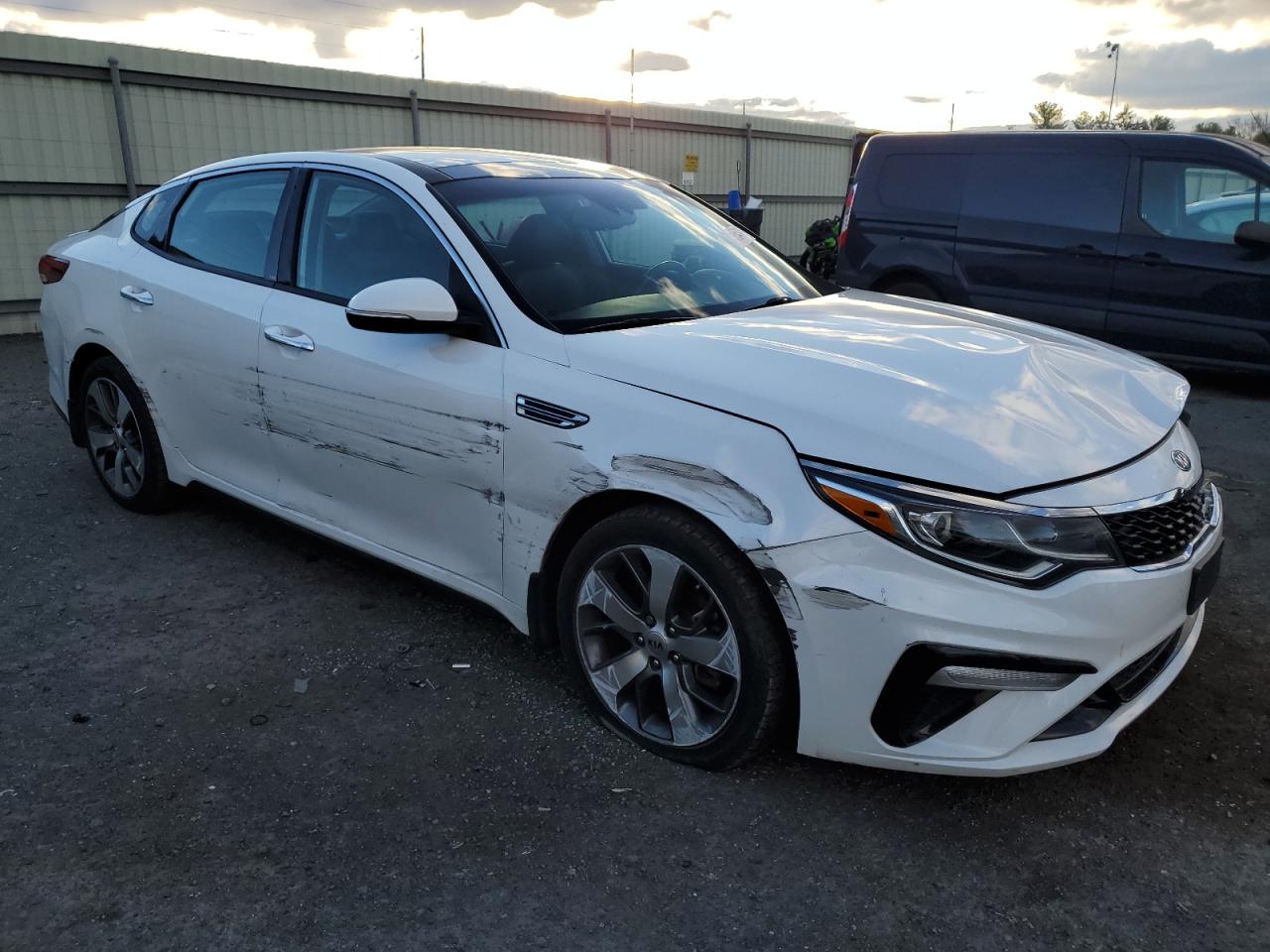 2019 Kia Optima - Image 4