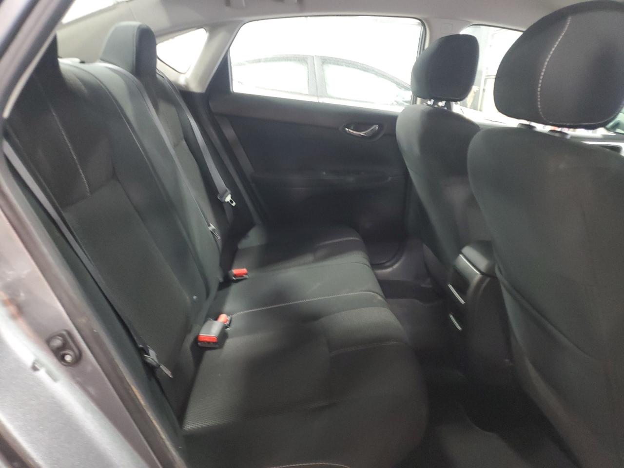 2018 Nissan Sentra - Image 10