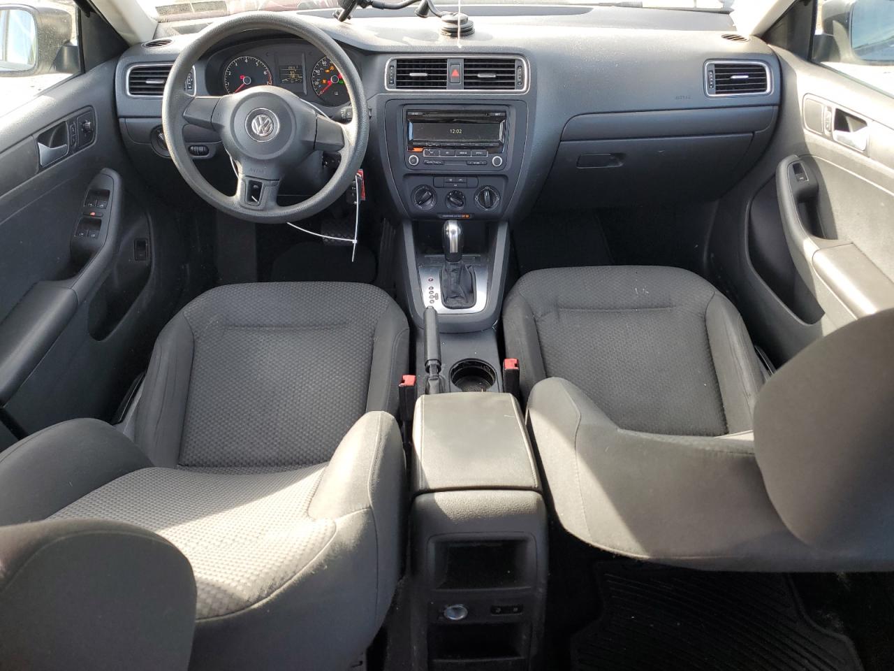 2014 Volkswagen Jetta - Image 8