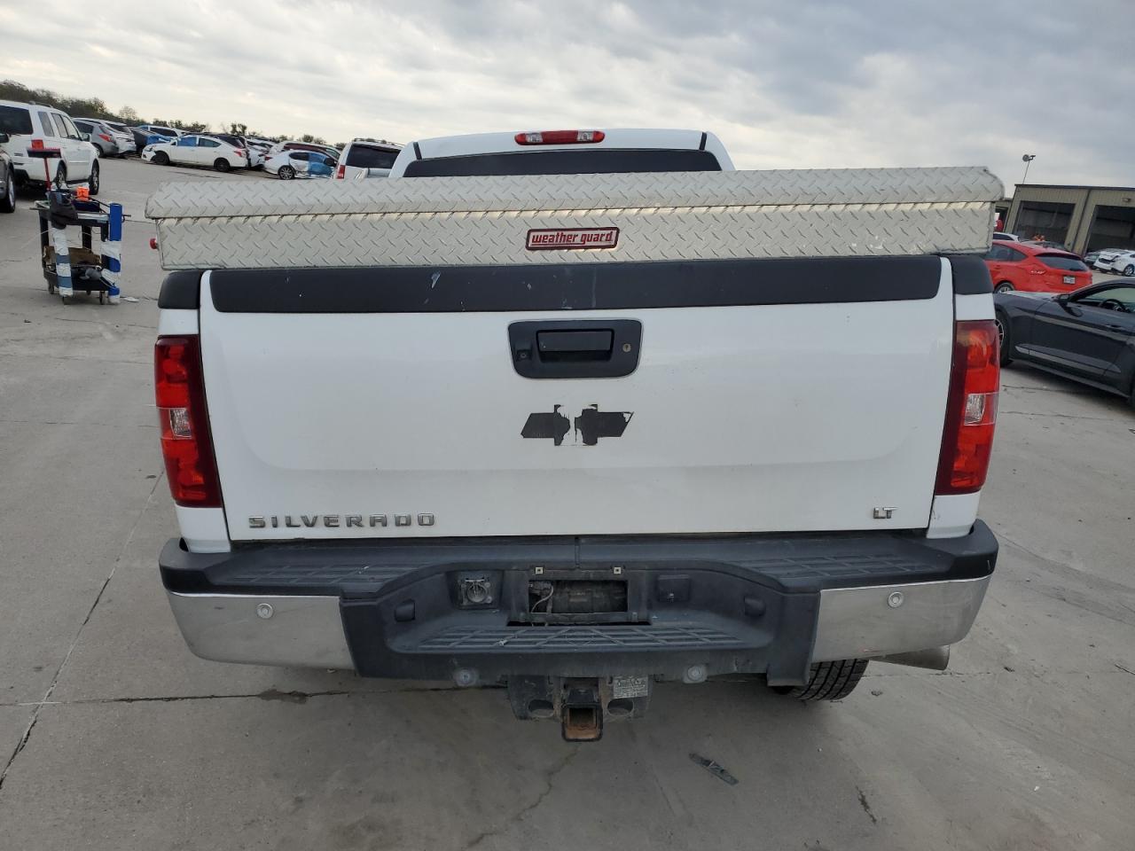 2012 Chevrolet Silverado - Image 6