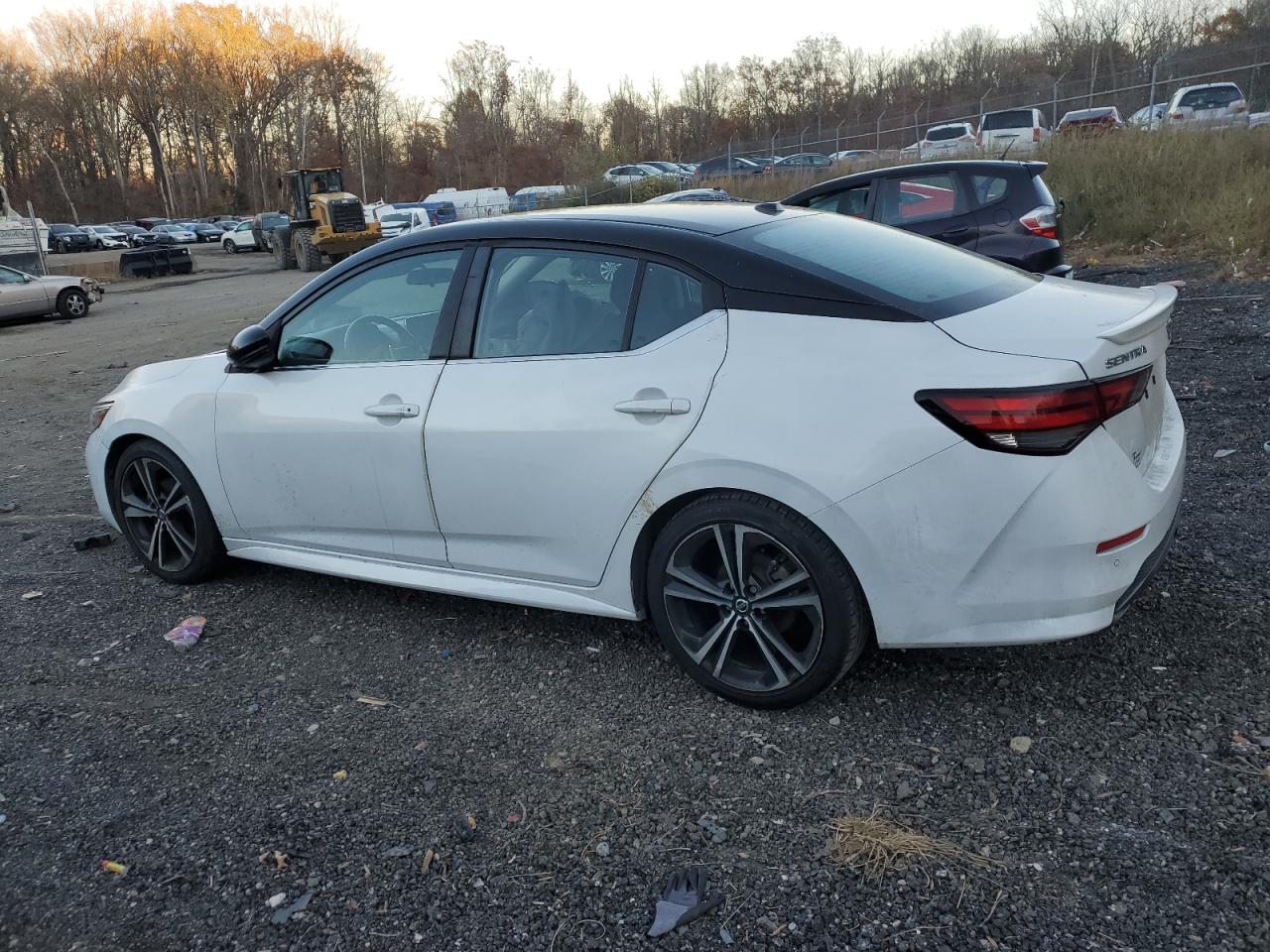 2020 Nissan Sentra - Image 2