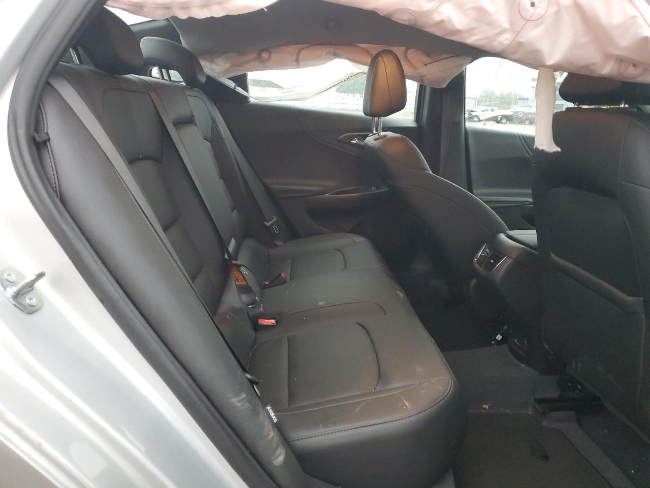 2019 Chevrolet Malibu - Image 10