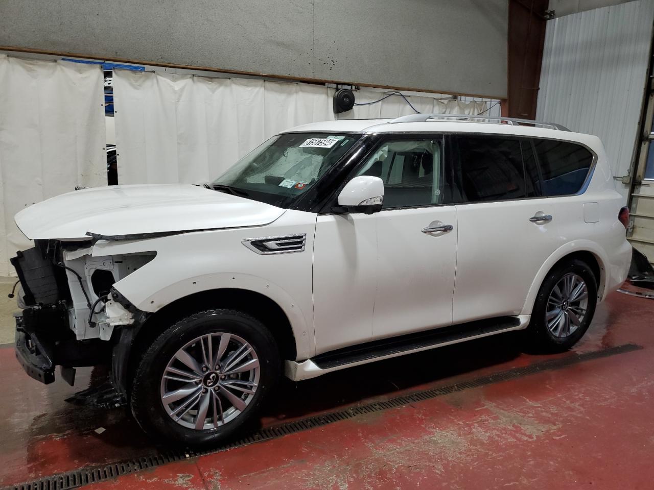 2024 INFINITI QX80