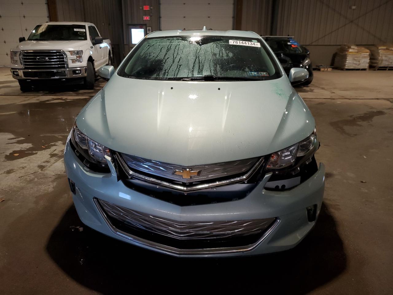 2018 Chevrolet Volt - Image 5