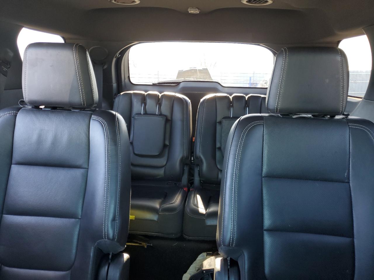 2014 Ford Explorer - Image 10