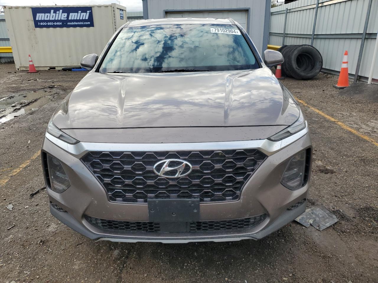 2019 Hyundai Santa Fe - Image 5