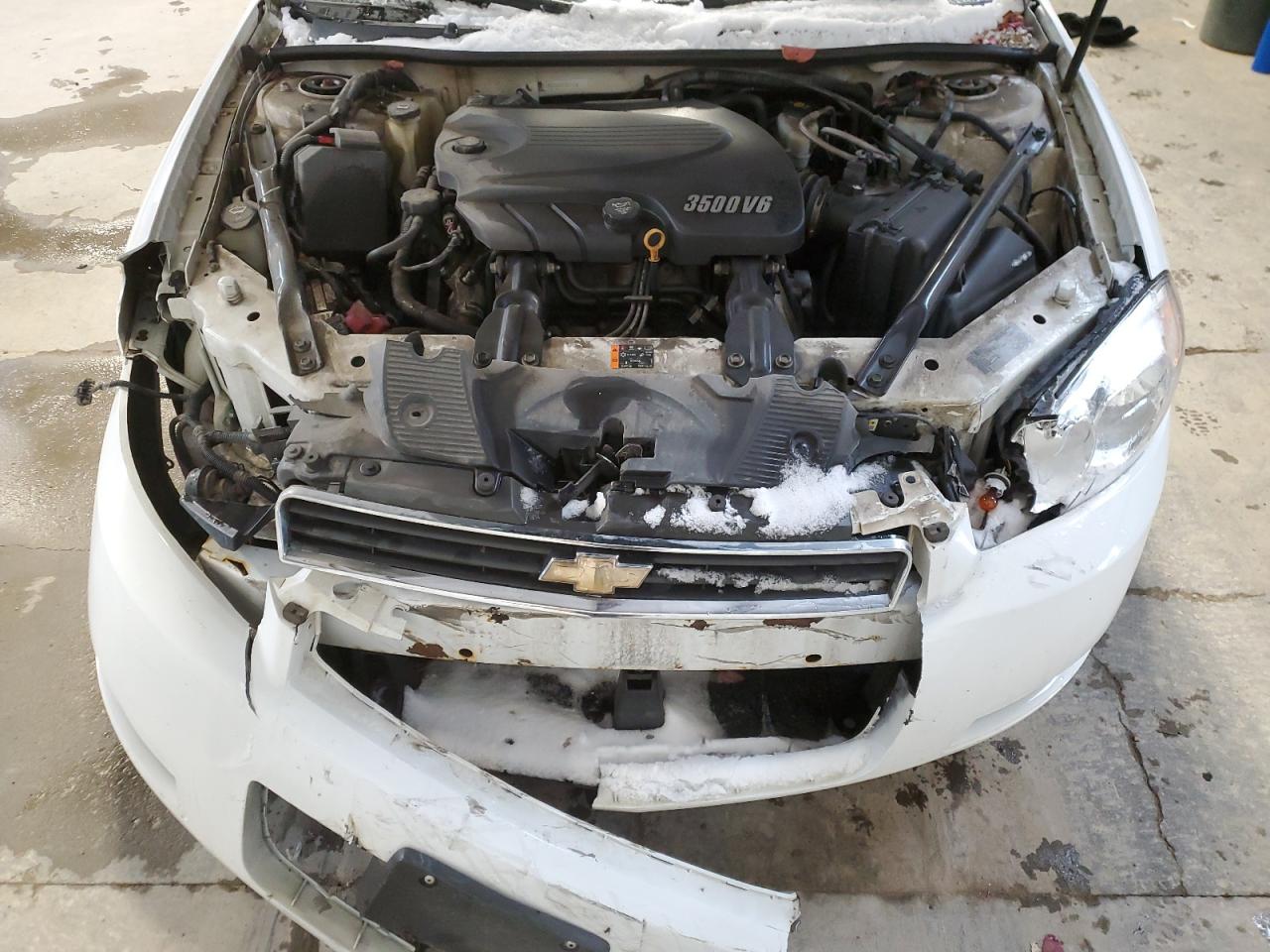 2011 Chevrolet Impala - Image 11