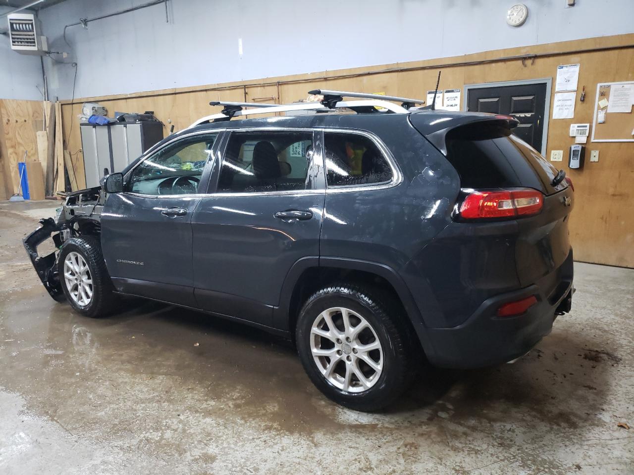 2018 Jeep Grand Cherokee - Image 2