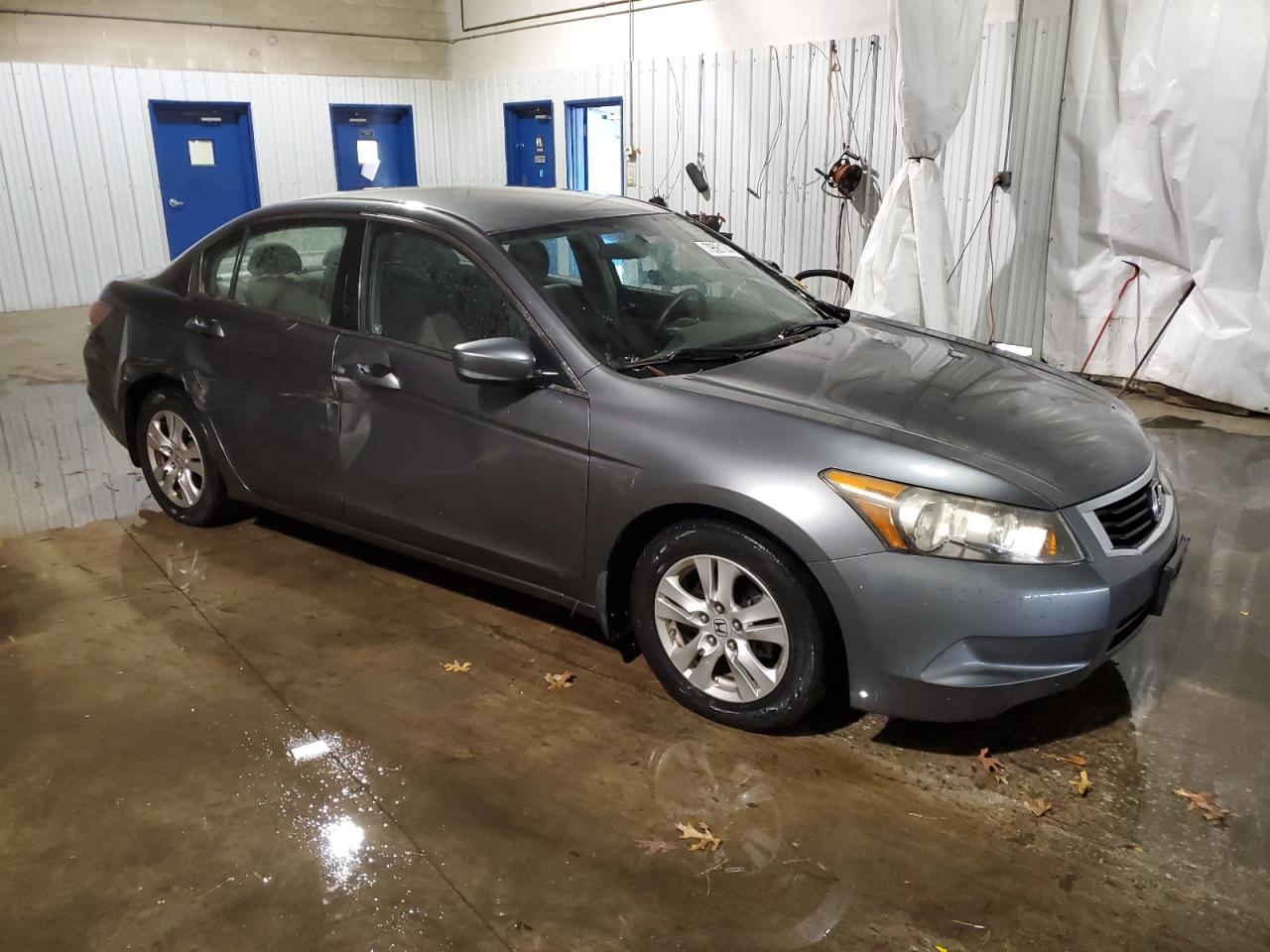 2009 Honda Accord - Image 4
