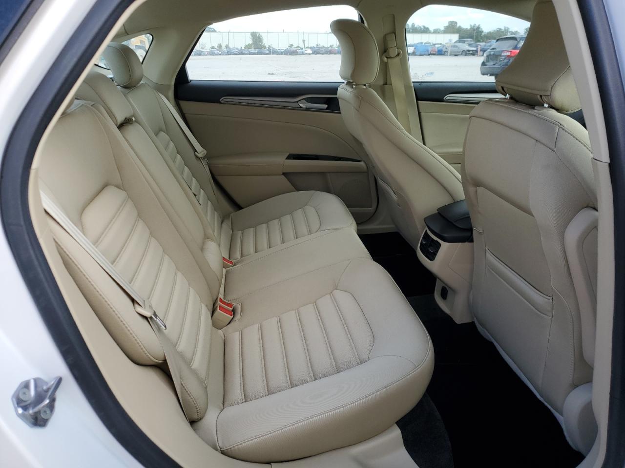 2015 Ford Fusion - Image 10