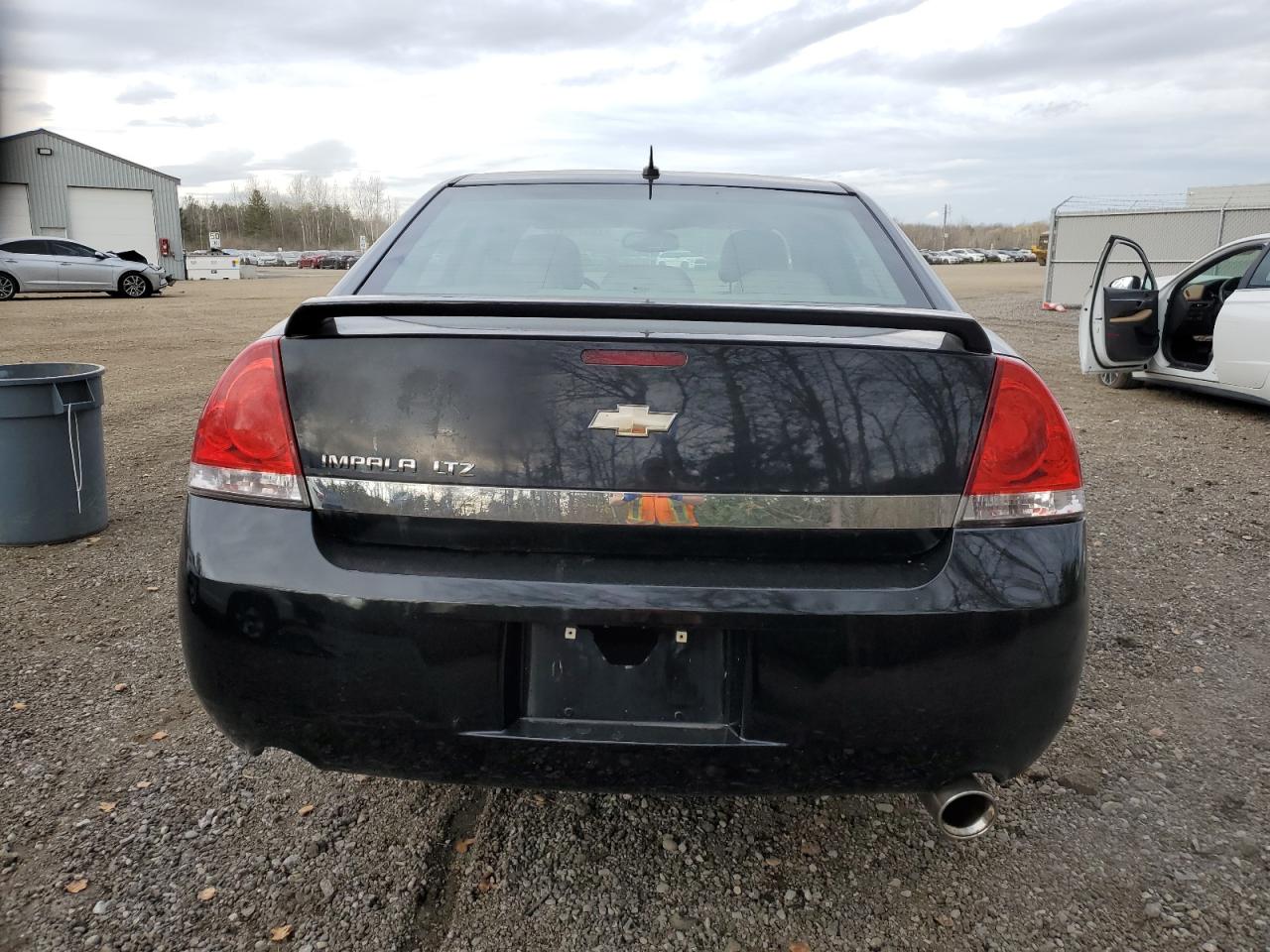 2006 Chevrolet Impala - Image 6