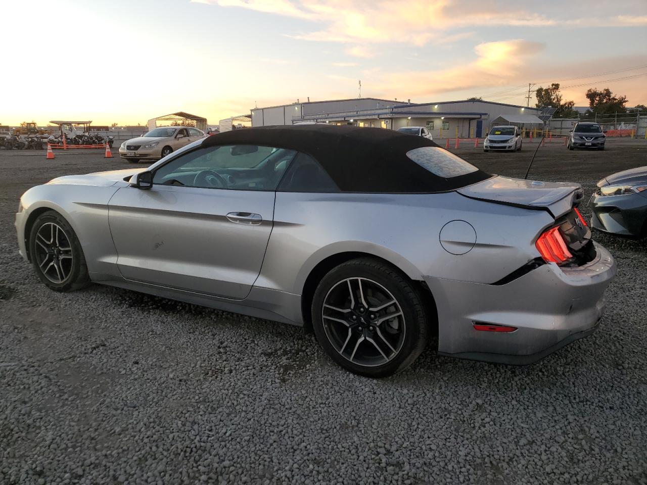 2018 Ford Mustang - Image 2
