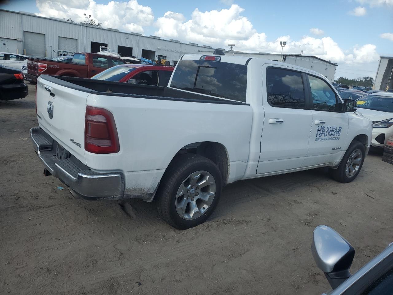 2019 RAM 1500 - Image 3