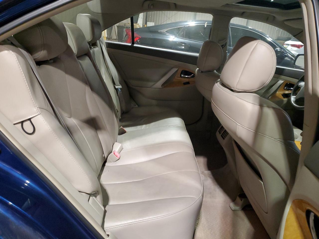2007 Toyota Camry - Image 10