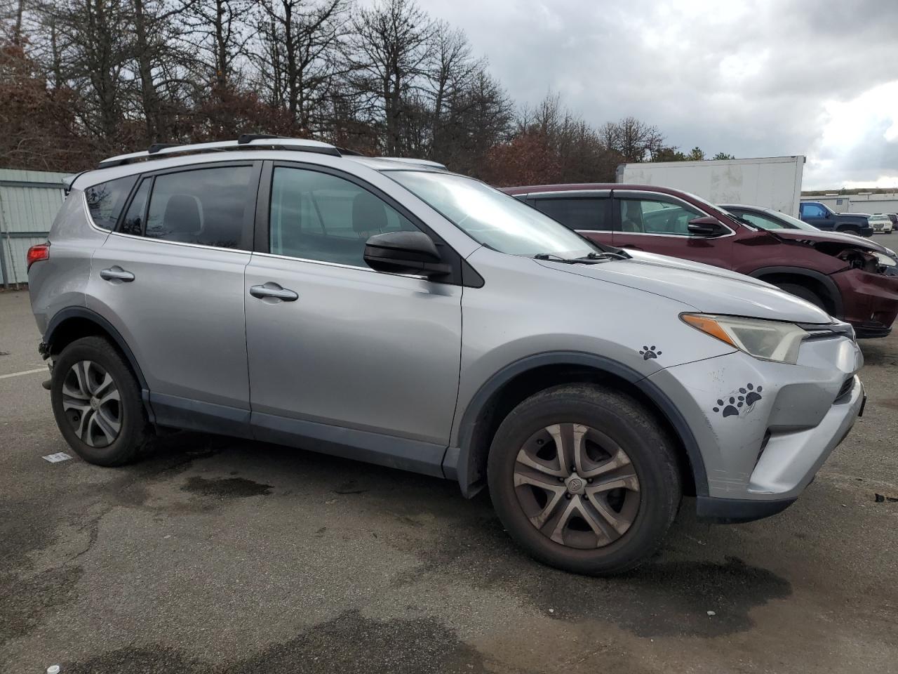 VIN 2T3BFREV2GW538480 2016 TOYOTA RAV4 no.4