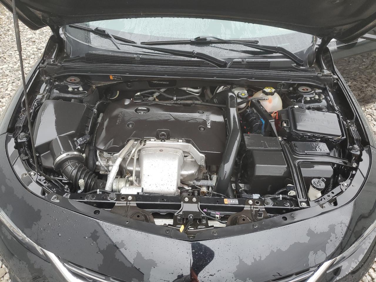 2017 Chevrolet Malibu - Image 11